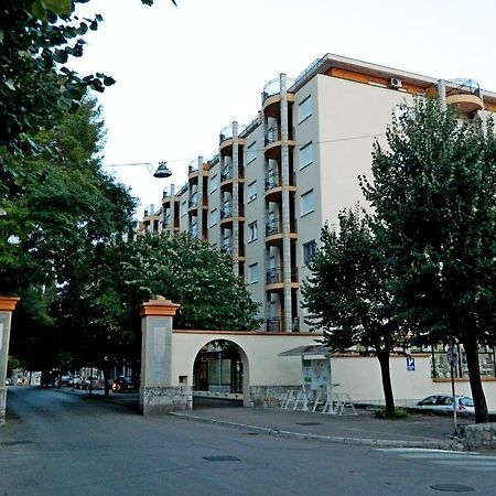 Studio Centar Τρέμπινιε Εξωτερικό φωτογραφία